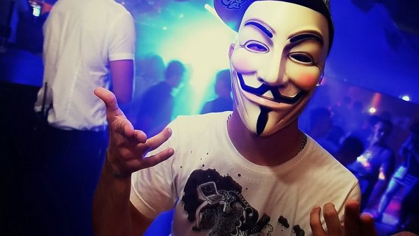 Крутой адидас