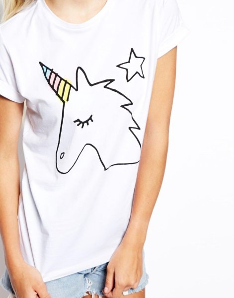 Простой рисунок на футболку