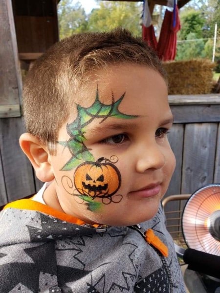 Аквагрим на Хэллоуин Тыковка