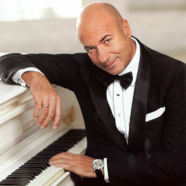 И́горь Я́ковлевич круто́й