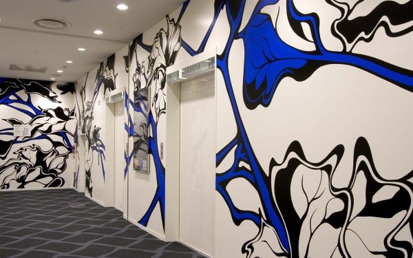 Граффити на стене в квартире