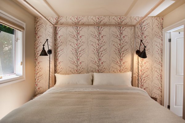 Обои на стену в спальню