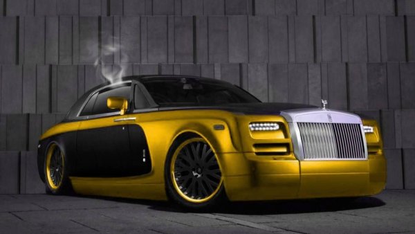 Rolls Royce Ghost желтый