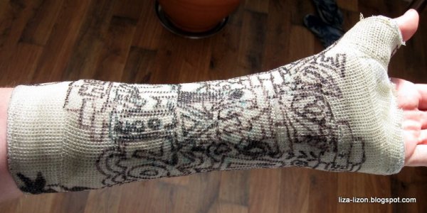 Разрисованный гипс