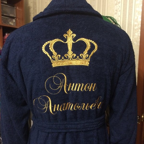 Вышивка на халате для мужчины