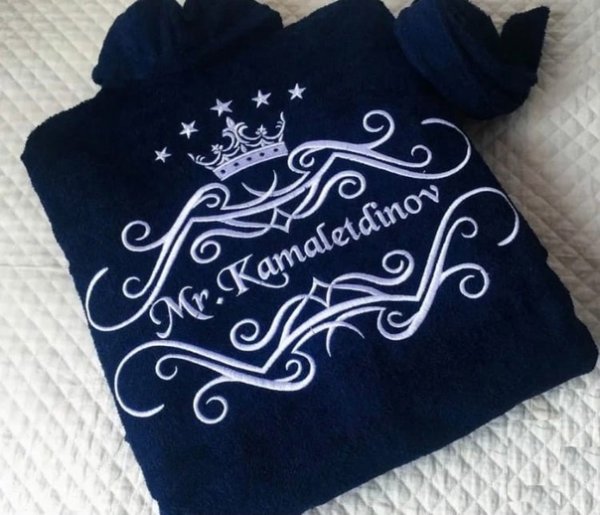 Вышивка на халате для мужчины