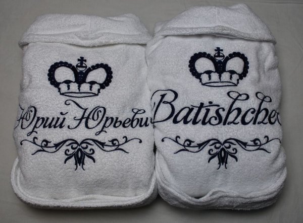 Машинная вышивка на футболке