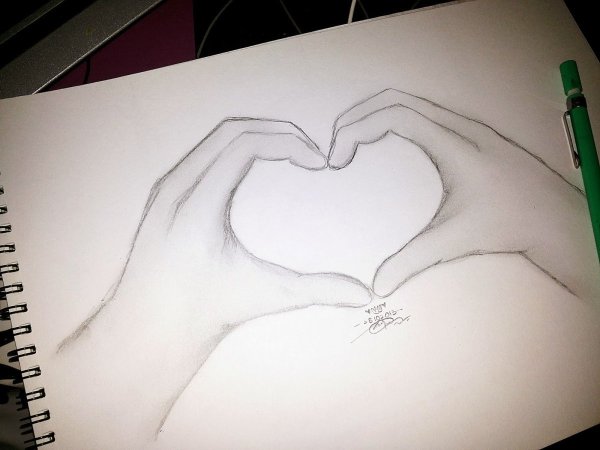 Тату карандашом на бумаге