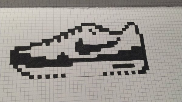 Кроссовок по клеточкам