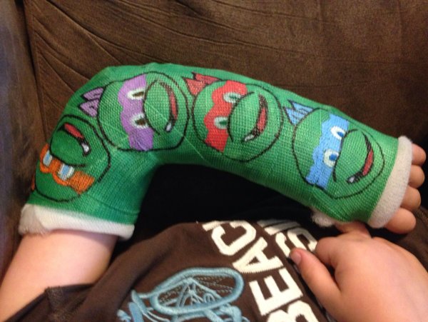 Разрисованный гипс