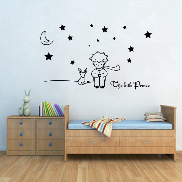 Украшение для стены в комнате