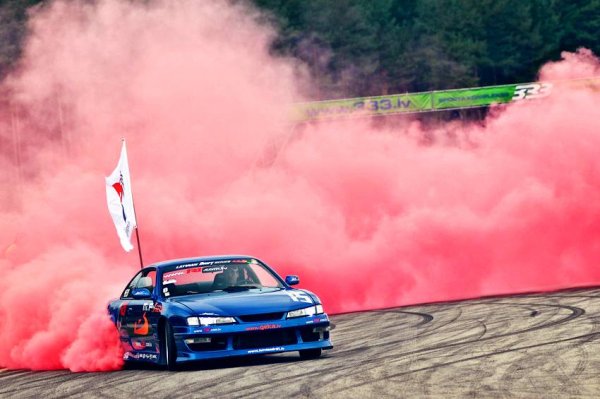 Ниссан Сильвия бернаут