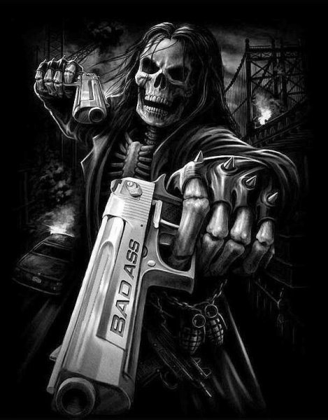 Скелет с револьвером