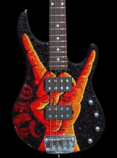 Лого в стиле рок