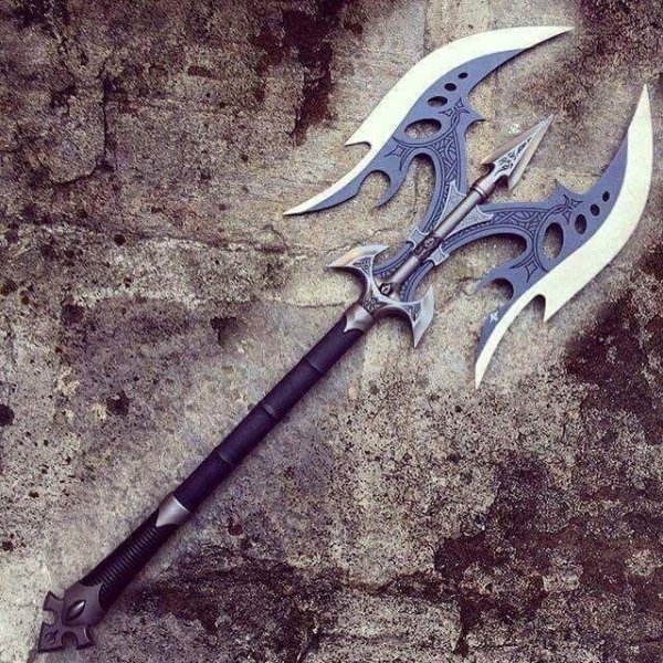 Секира-молот двуручная