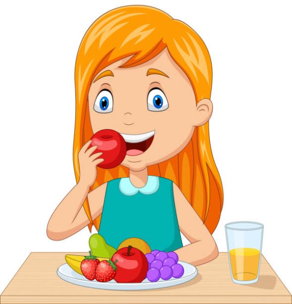 Девочка кушает