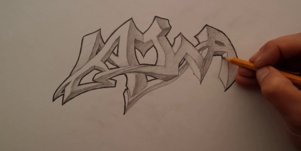Нарисовать татуировку карандашом