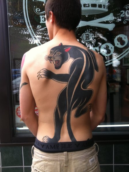 Красивые тату на спине мужские