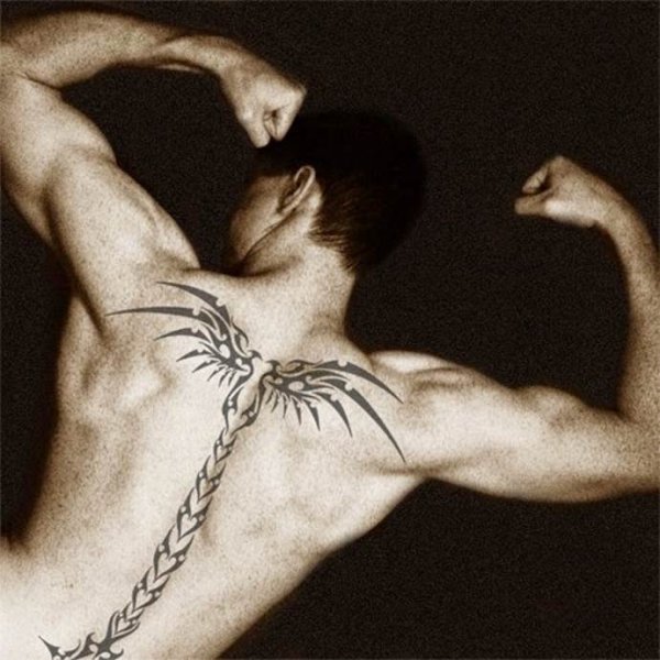 Тату на позвоночнике мужские