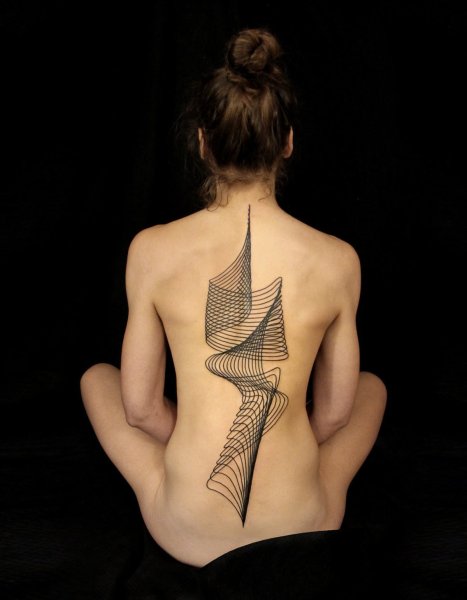 Тату на спине