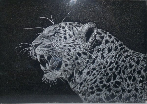 Гравировка на стекле картины