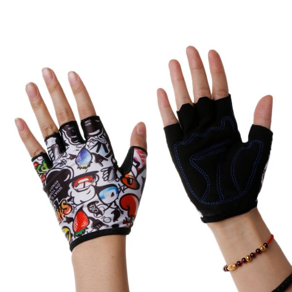 Спортивные полупальцевые перчатки