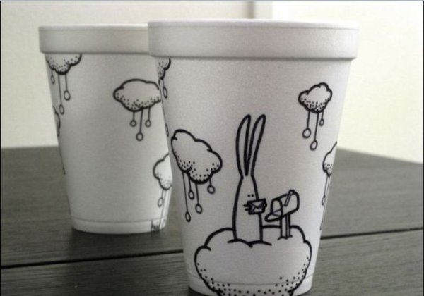Рисование на кофейных стаканчиках
