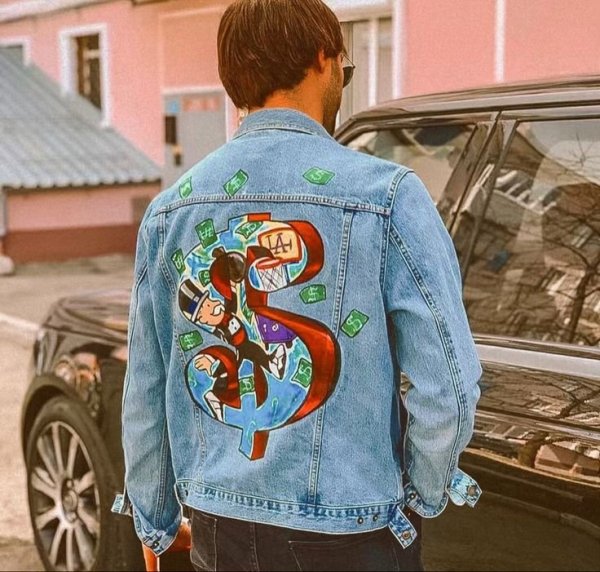 Разрисованная джинсовка