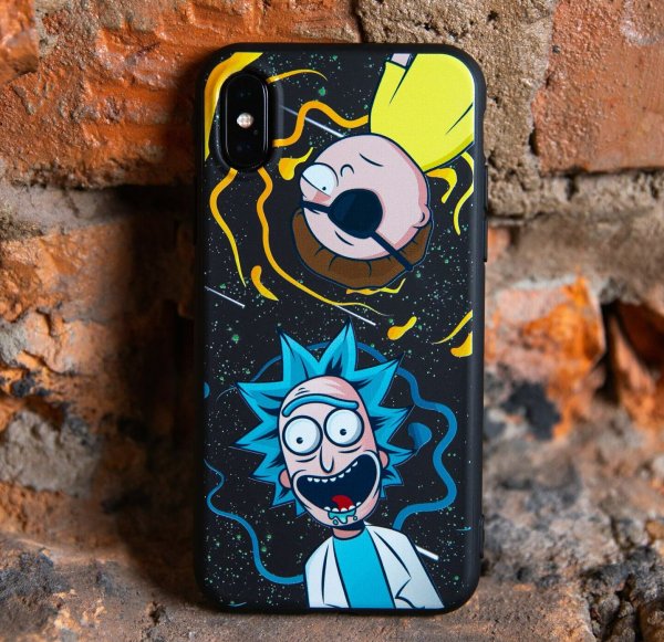 Разрисовать чехол маркером