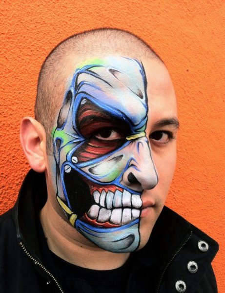 Разрисованное лицо