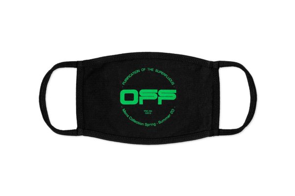 Черная маска от коронавируса