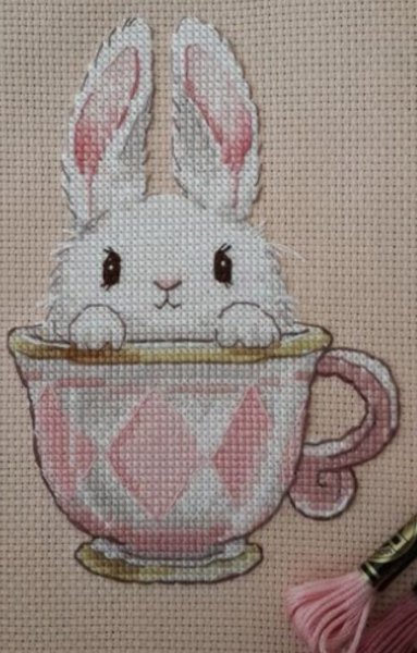 Вышивка зайчика крестиком