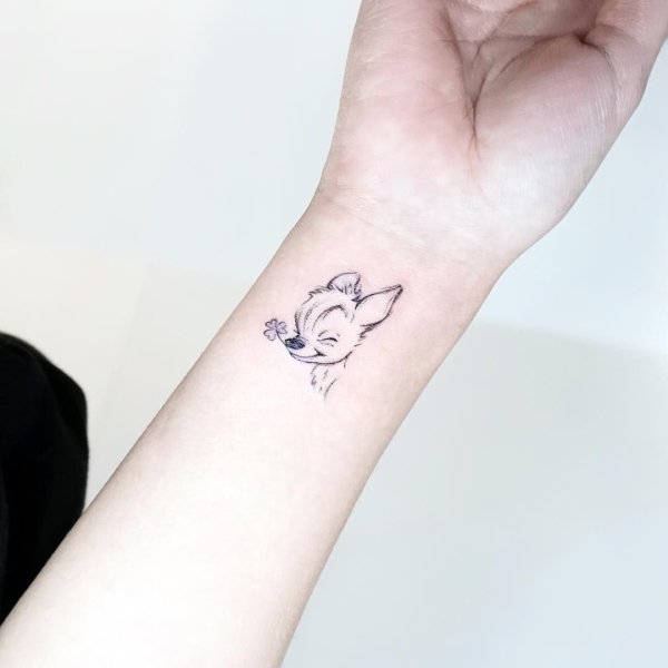 Милые мини тату на запястье