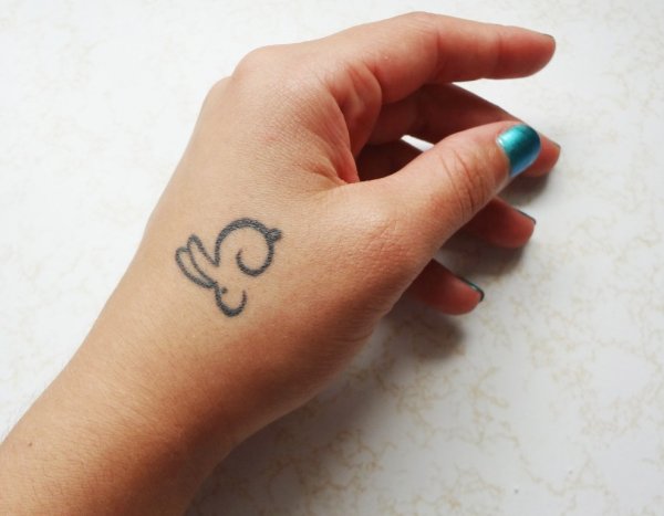 Мини татушки на руку ручкой