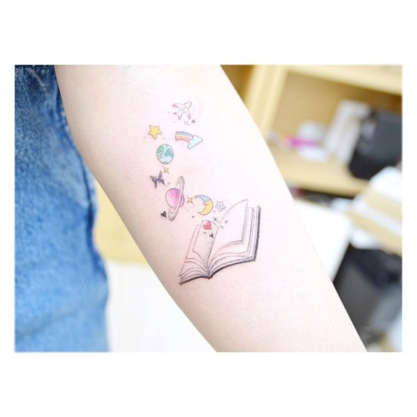 Мини тату на руке