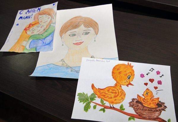 Рисунок маме на день матери