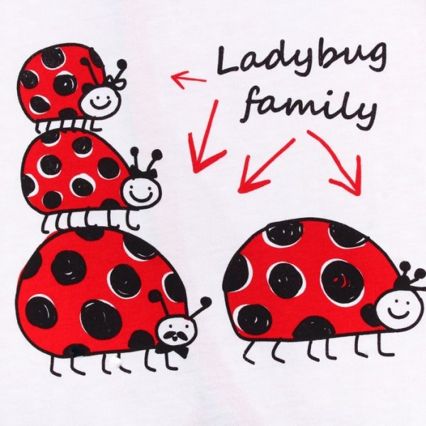 Девочка Божья коровка