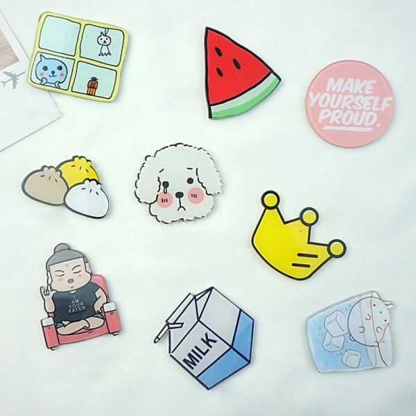 Милые значки на рюкзак