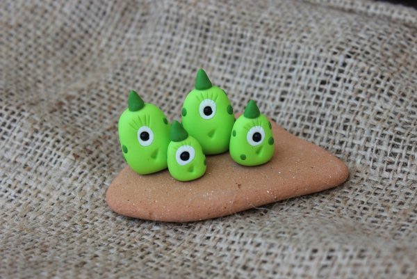 Монстрики из пластилина для детей