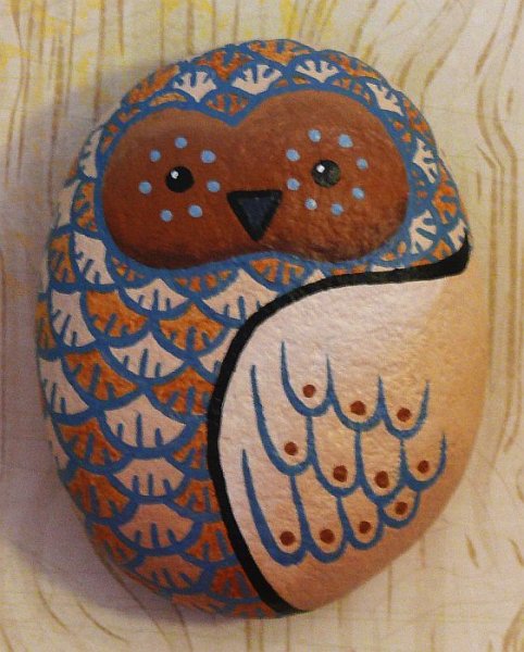 Роспись камней корова