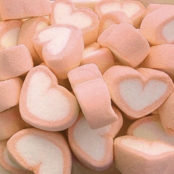 Сладости розового цвета