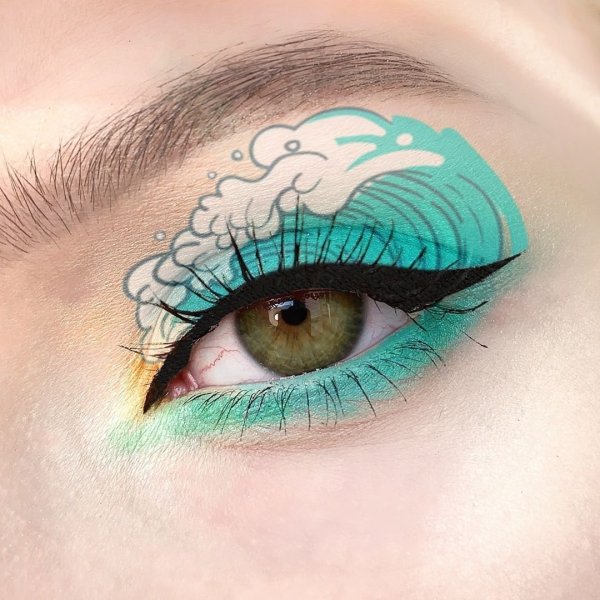 Необычный макияж