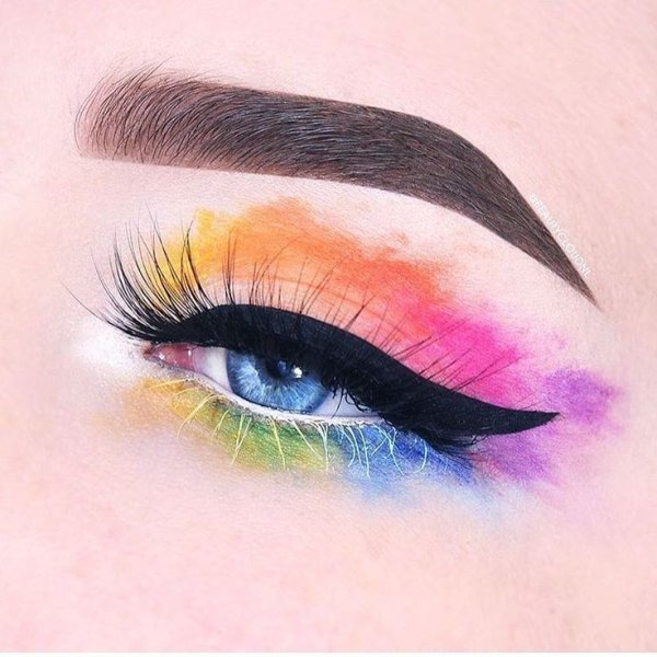 Макияж бабочка