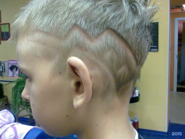 Паутина на голове стрижка для мальчиков