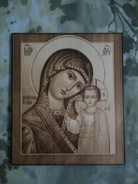 Икона Богородицы выжигателем