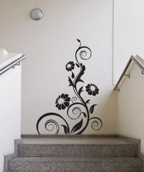 Декоративные узоры на стене