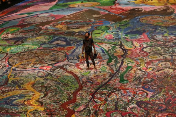 Огромная мозаика