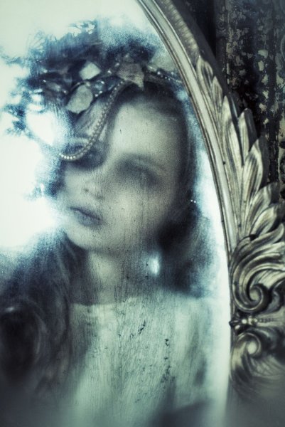 Некрасивое отражение в зеркале