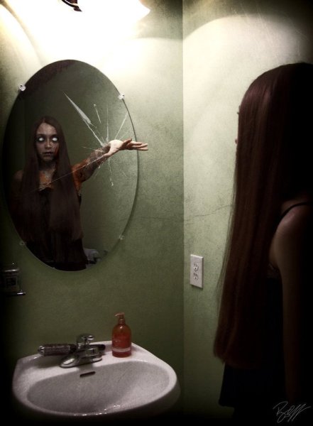 Мрачное зеркало