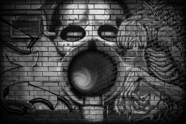 Лицо из стены